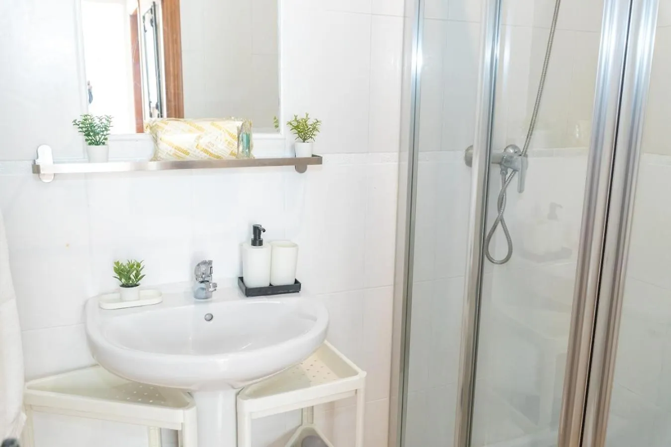 Casa Siroco | +Patio Apartment Barbate 0*,