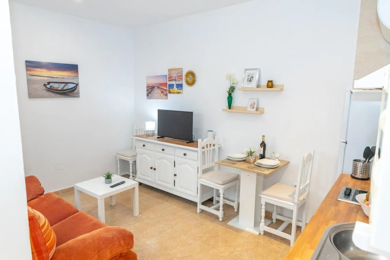 Casa Siroco | +Patio Apartment Barbate Spain